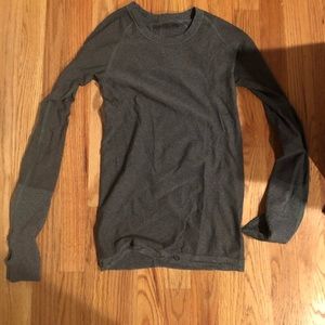 Lulu lemon athletic shirt